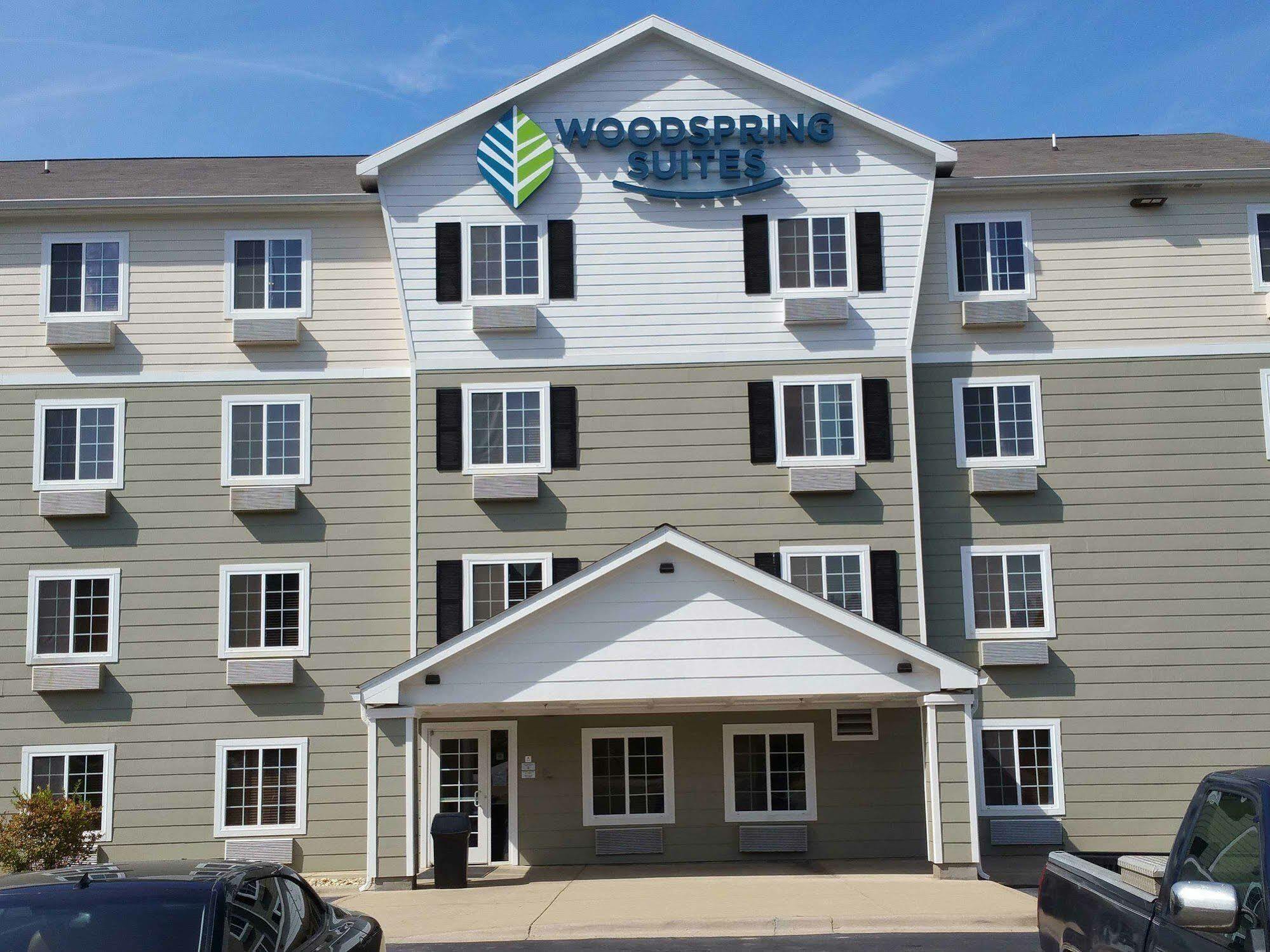 Woodspring Suites Louisville Southeast Forest Hills Buitenkant foto